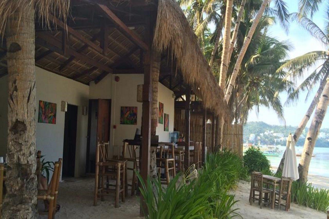 Rieseling Boracay Beach Resort Balabag  Экстерьер фото